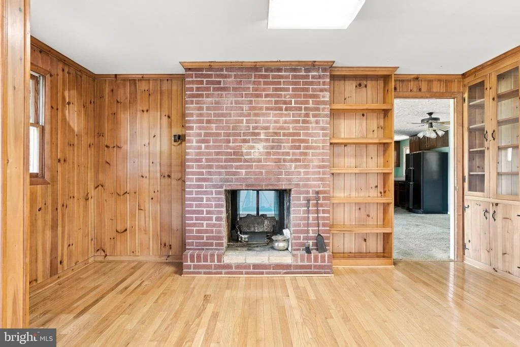 Photo of 9707 CREST HILL ROAD