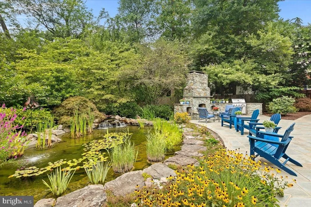 Photo of 4429 NEPTUNE DRIVE