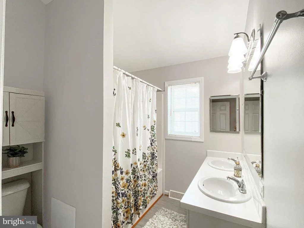 Photo of 7316 JUBILEE CIRCLE