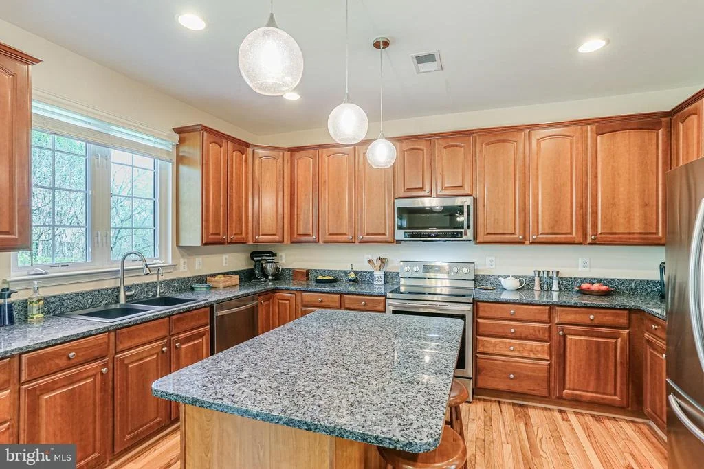 Photo of 9703 ROYAL CREST CIRCLE