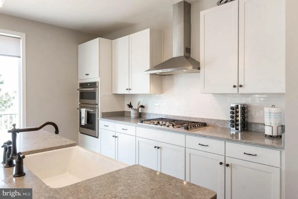 Photo of 1504 TOUCHARD DRIVE