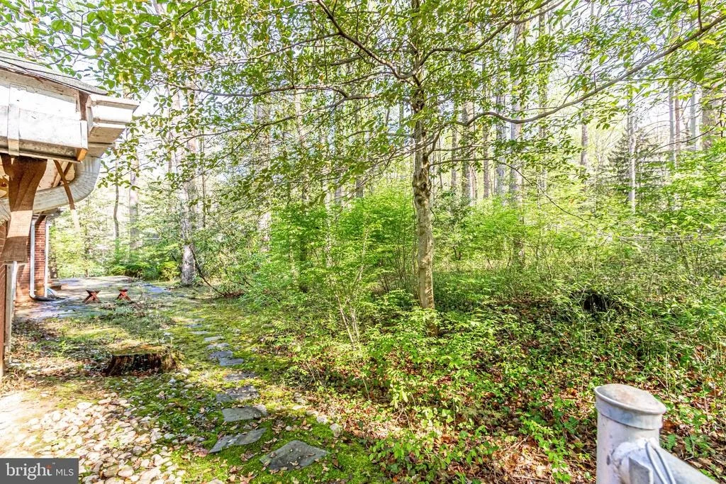 Photo of 9714 ASHBY ROAD