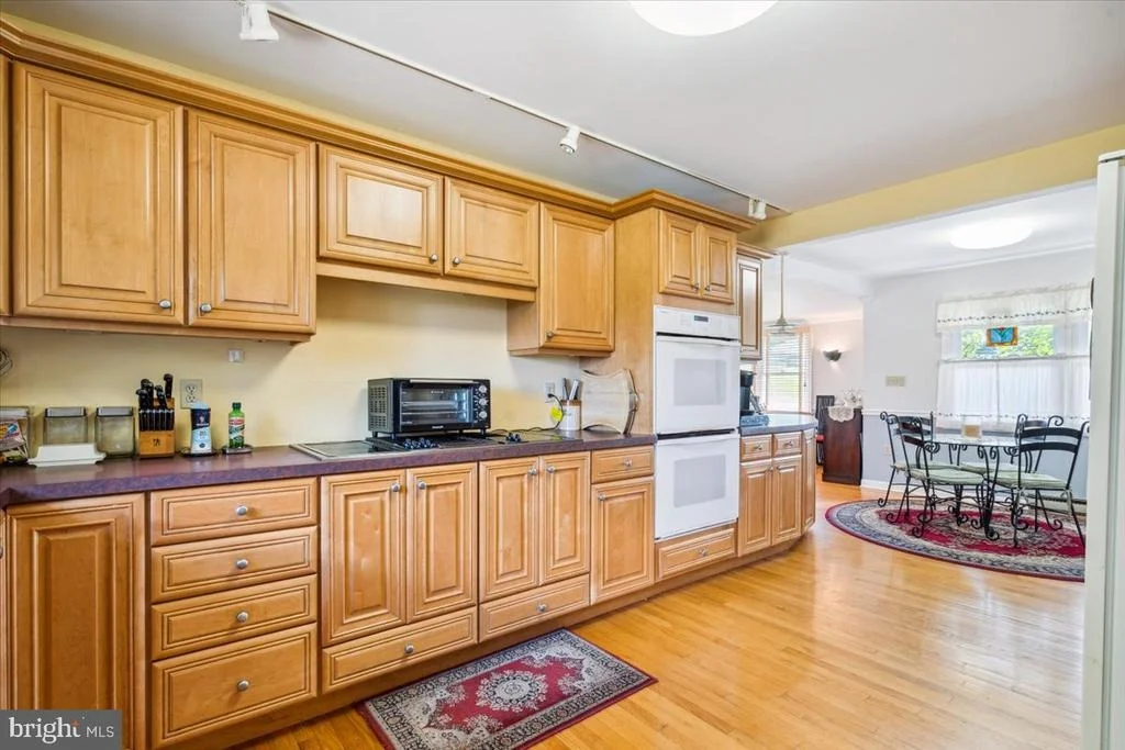 Photo of 6198 VIEWSITE COURT