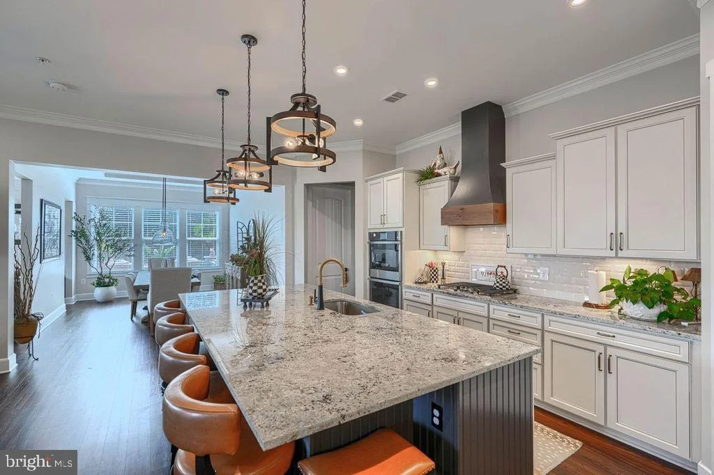 Photo of 320 BAYBERRY DRIVE
