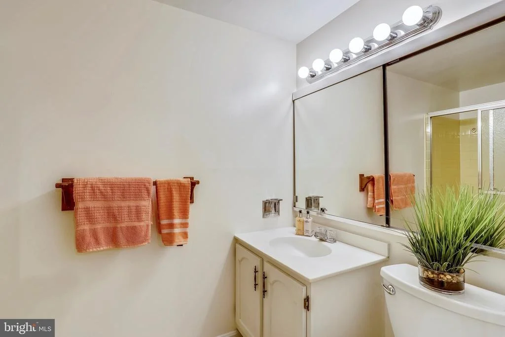 Photo of 14045 BREEZE HILL LANE