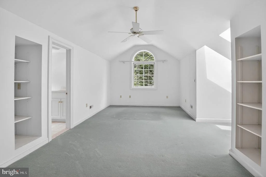 Photo of 11300 TARA ROAD