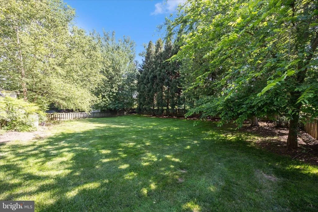 Photo of 22405 BROOK POINT WAY