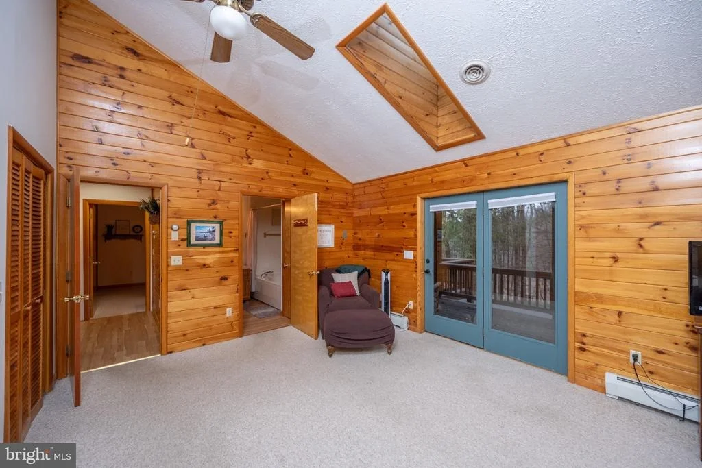 Photo of 526 GLEANINGS DRIVE
