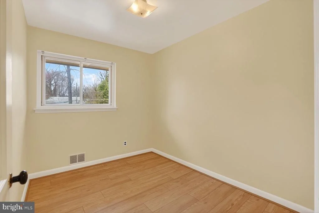 Photo of 3601 CREST DRIVE