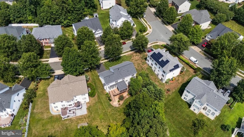Photo of 16505 MURRAY PLACE