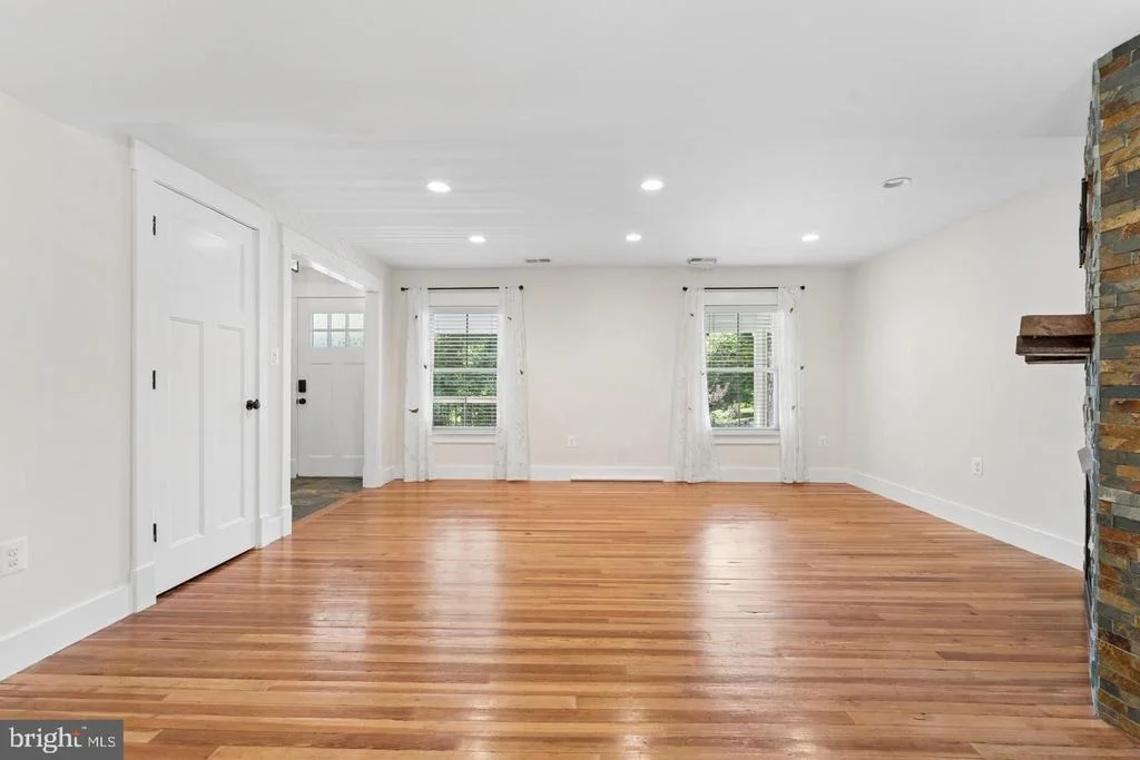 Photo of 18280 CLAYTON HALL ROAD