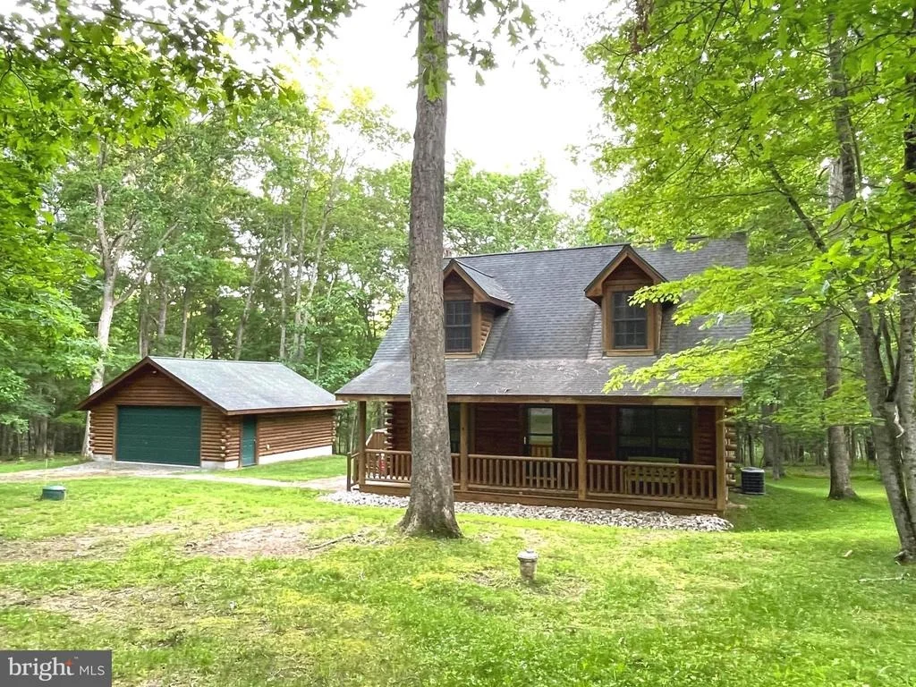 Photo of 185 HIDDEN VALLEY LANE