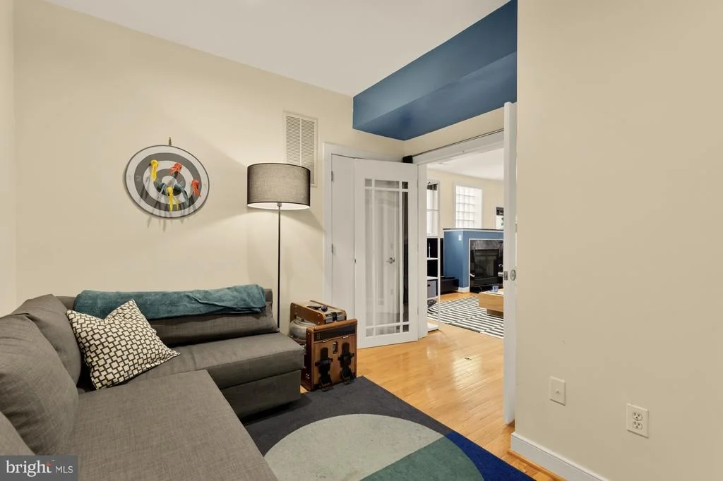 Photo of Unit 3 at 2363 CHAMPLAIN STREET NW