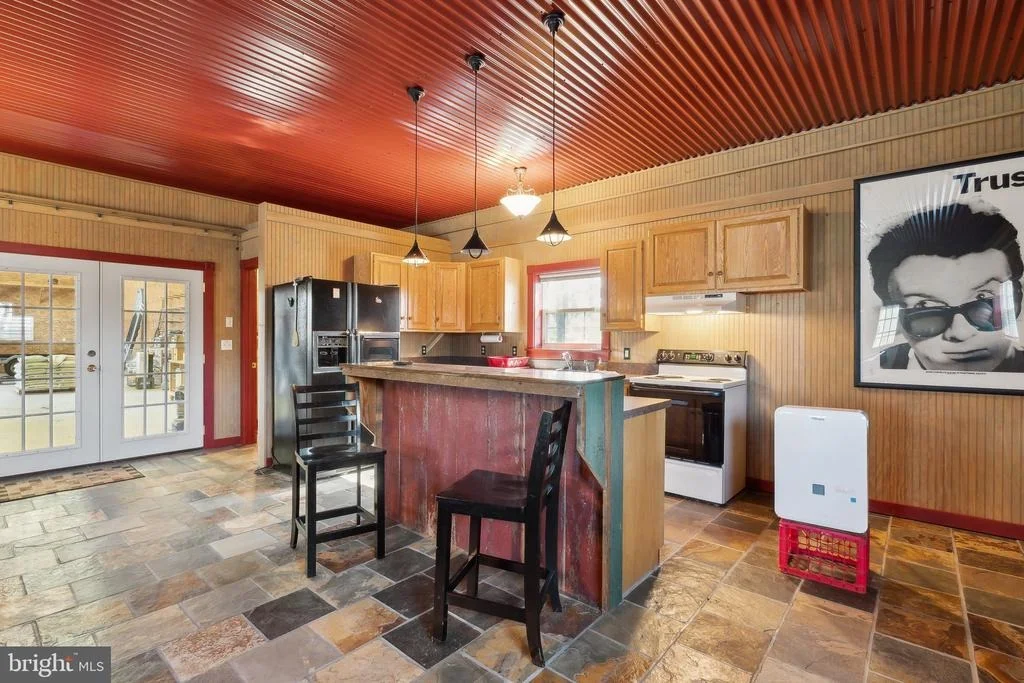 Photo of 5253 RAGGED POINT ROAD