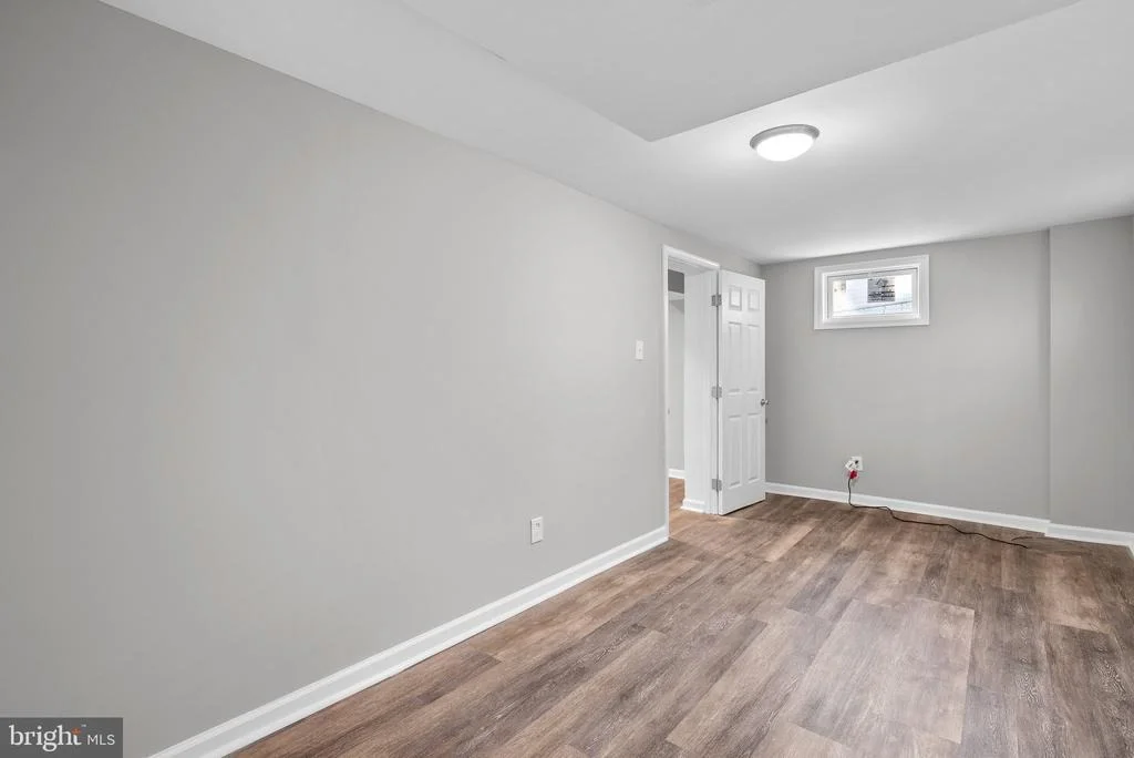 Photo of 500 GOLDLEAF AVENUE