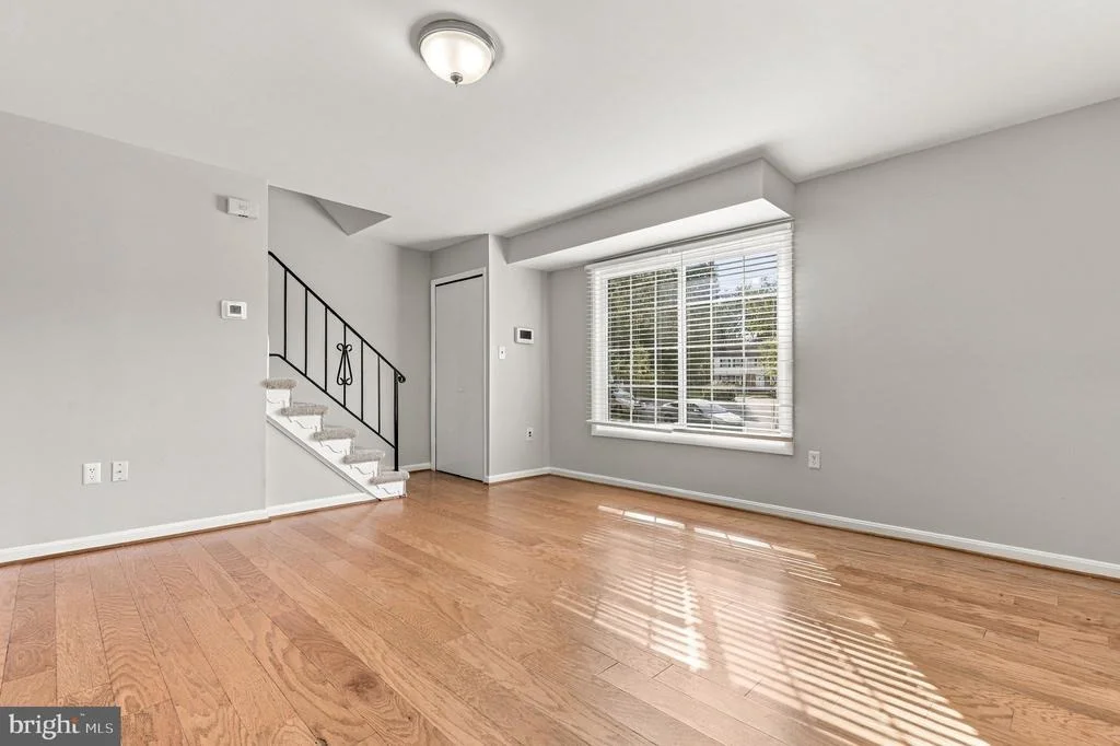 Photo of Unit 4A at 8459 IMPERIAL DRIVE