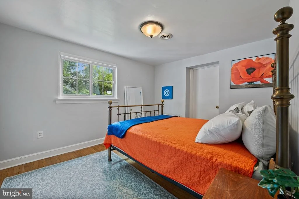 Photo of 213 PIPING ROCK DRIVE