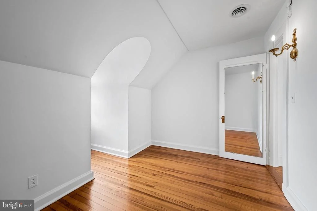 Photo of 4203 SOMERSET PLACE