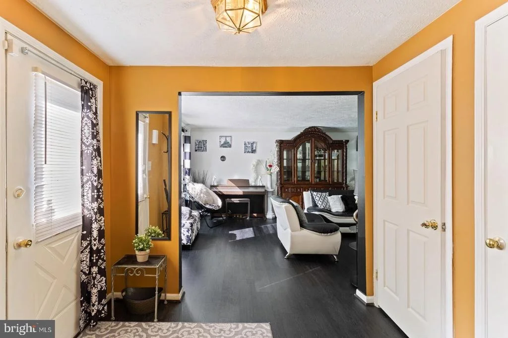 Photo of 15084 HOLLEYSIDE DRIVE