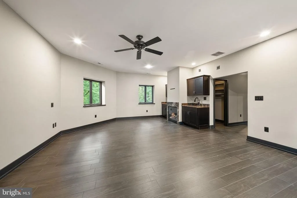 Photo of 8419 OVERLOOK STREET