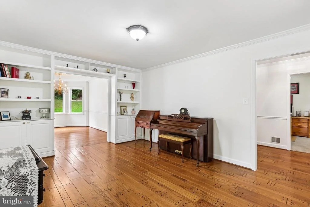 Photo of 17034 BARN RIDGE DRIVE