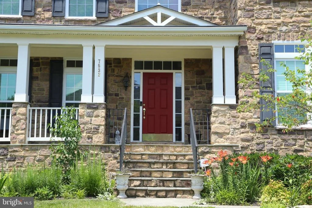 Photo of 7532 RED HILL DRIVE