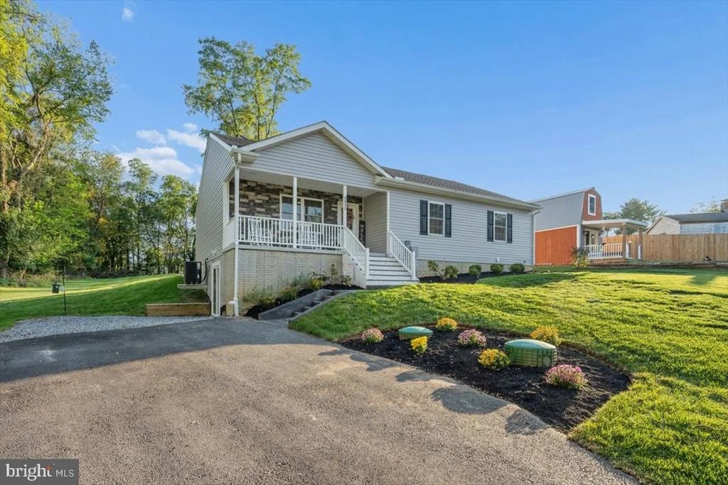 Photo of 4617 PRIESTLAND ROAD