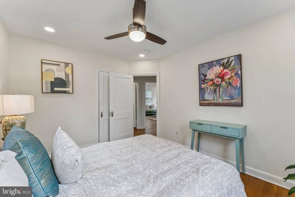 Photo of 812 FOREST GLEN ROAD