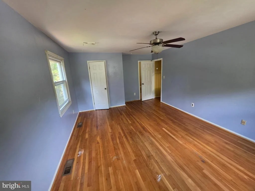 Photo of 12100 CHESTERTON DRIVE