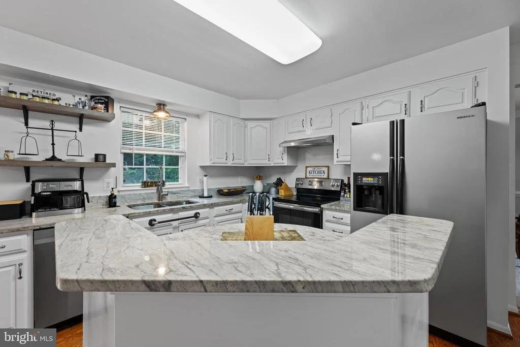 Photo of 9261 MATTHEW DRIVE