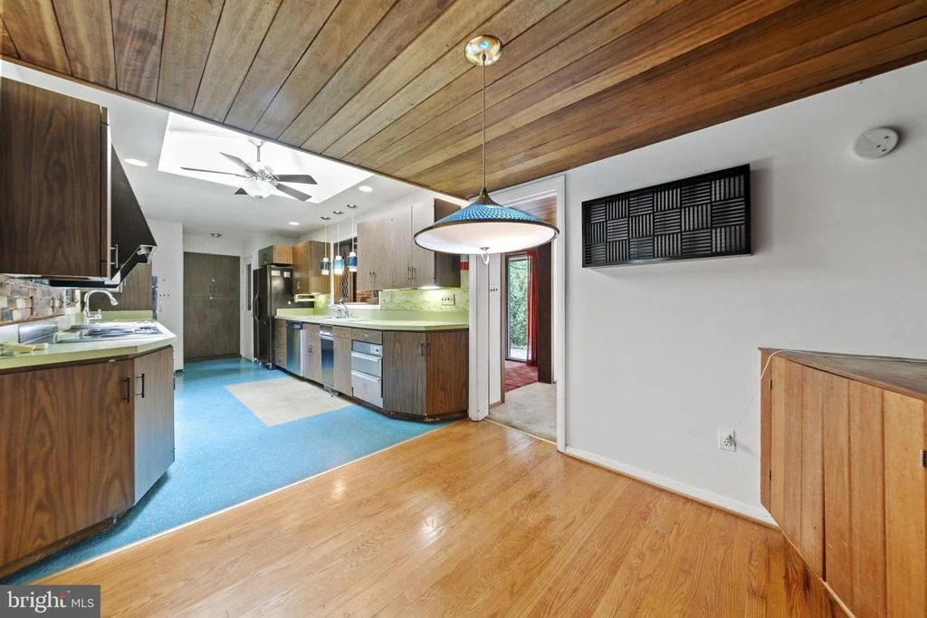 Photo of 2 BUTTONWOOD LANE