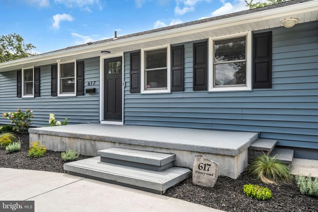 Photo of 617 PITNEY ROAD