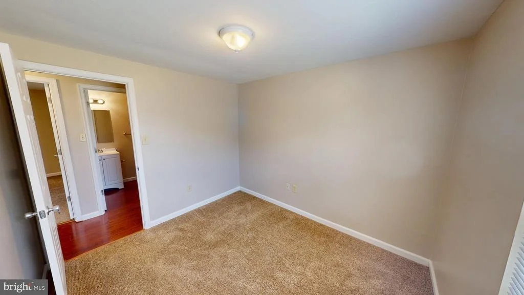 Photo of 1180 BANNISTER CIRCLE
