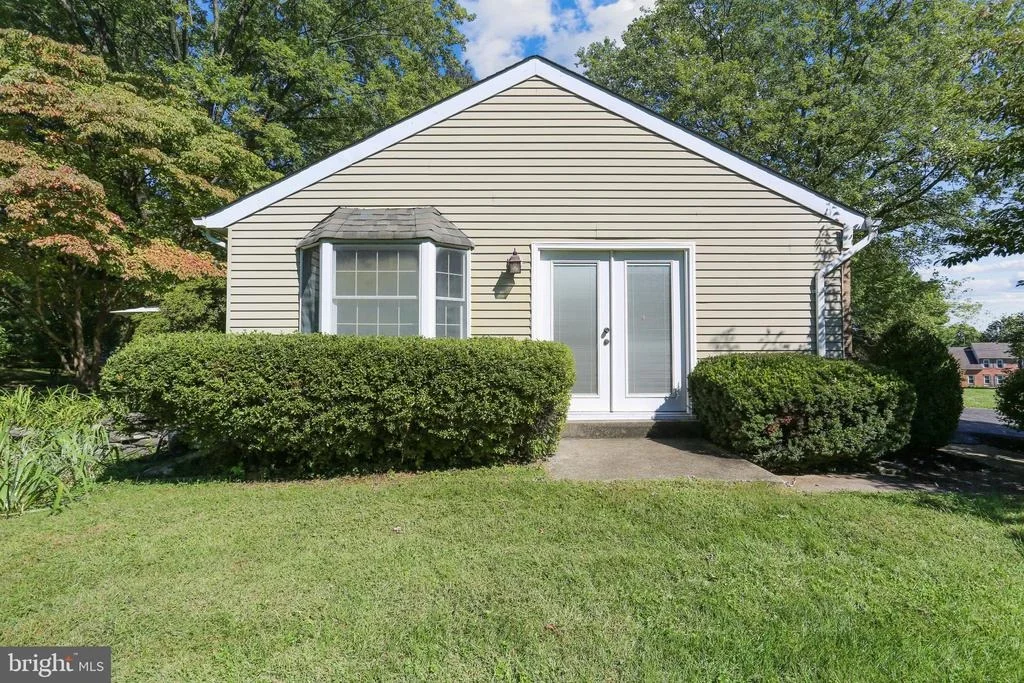 Photo of 9301 HUNTMASTER ROAD