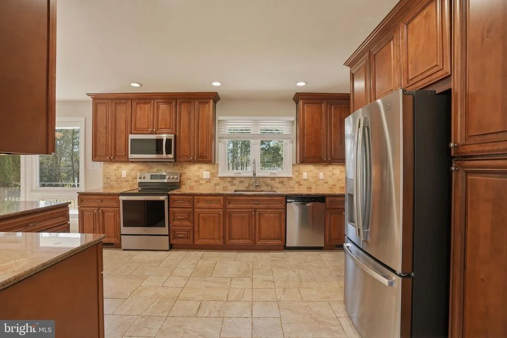 Photo of 1800 GAYFIELDS DRIVE