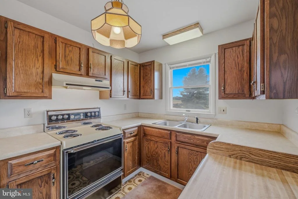 Photo of 11728 WHITE HALL ROAD