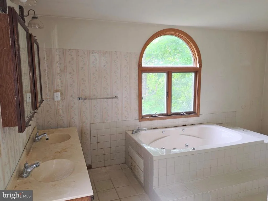 Photo of 5424 GLENVIEW ROAD