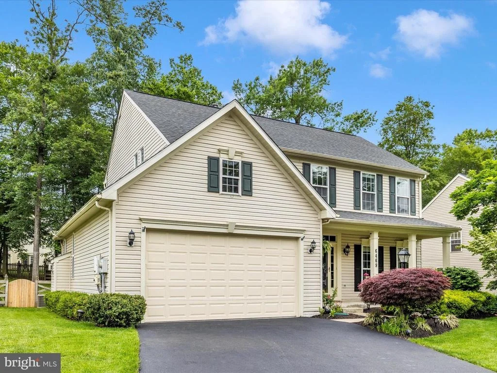 Photo of 6469 SADDLEBROOK LANE