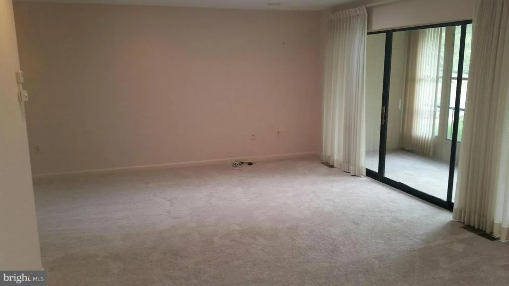 Photo of Unit 32B at 3629 GLEN EAGLES DRIVE