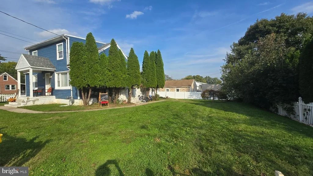 Photo of 140 ROBBINS AVENUE