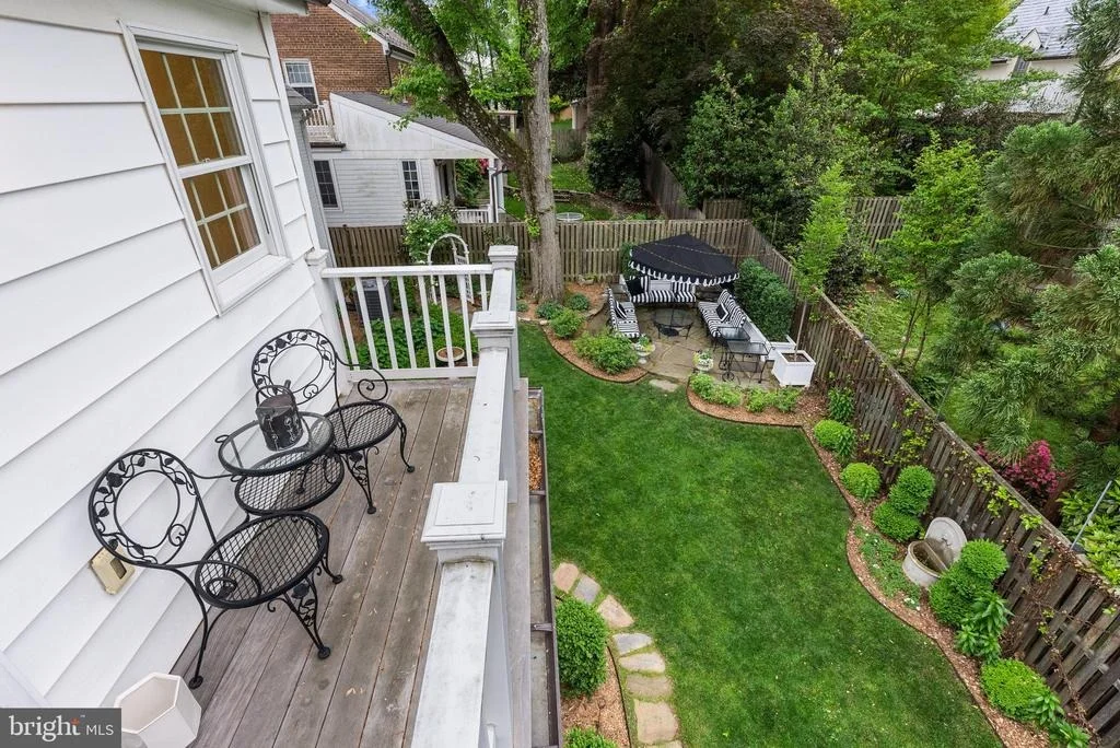 Photo of 6010 FORT HUNT ROAD