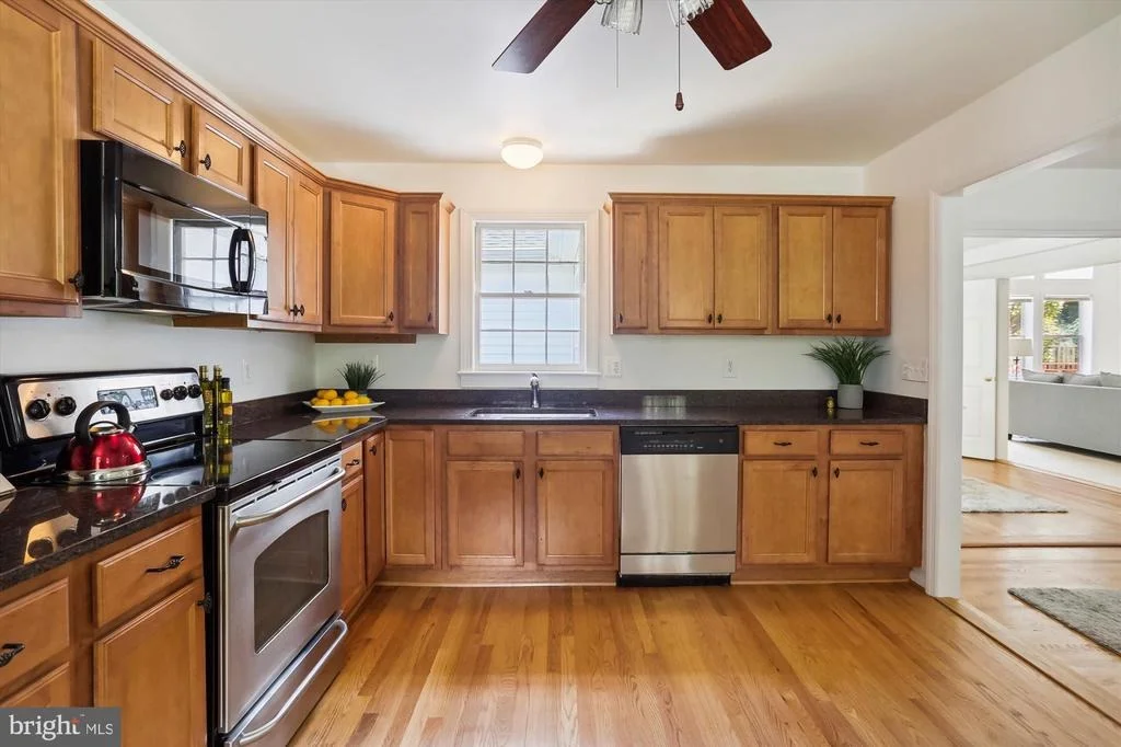 Photo of 17 PIPING ROCK DRIVE