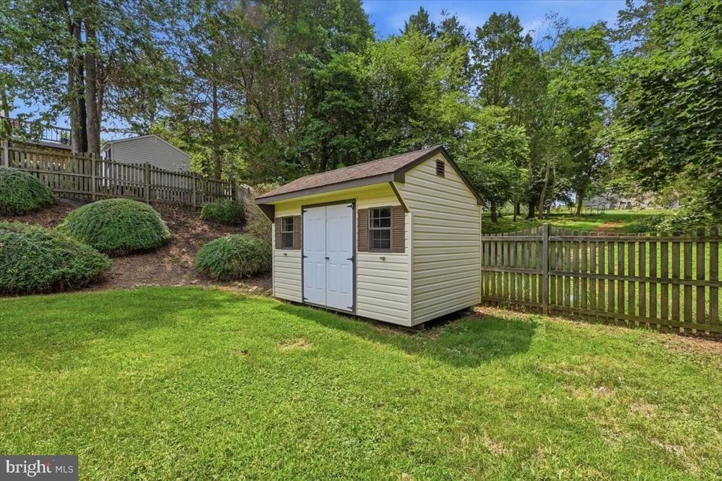 Photo of 7434 CEDAR KNOLLS DRIVE