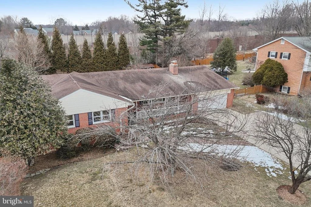 Photo of 216 PAULA LYNN DRIVE