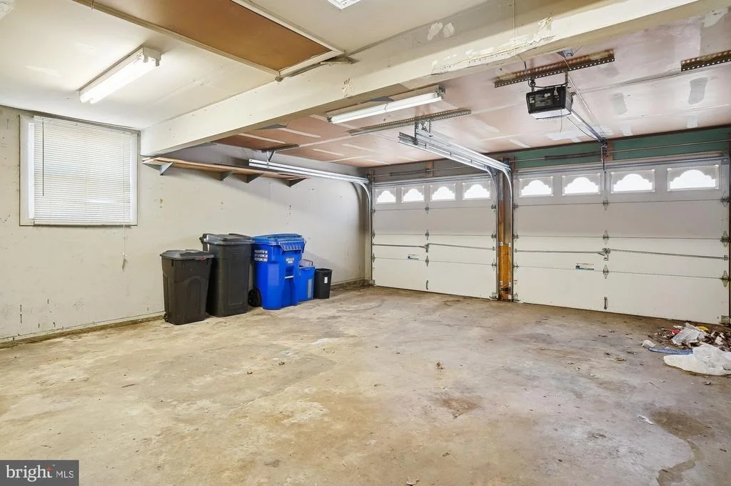 Photo of 16005 PENNANT LANE