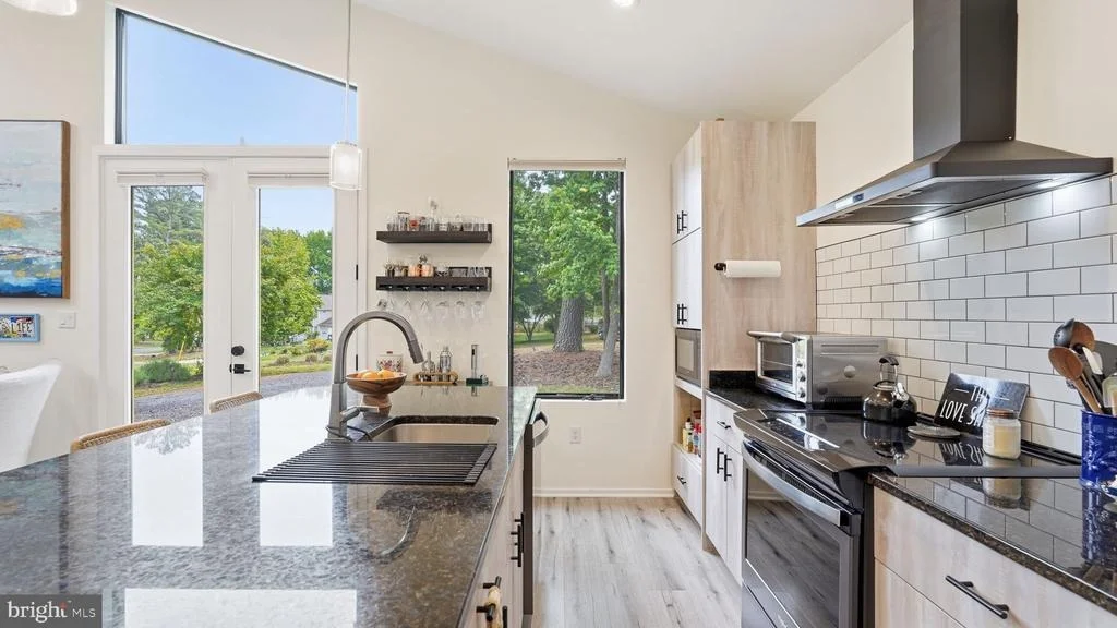 Photo of 326 HAULOVER CIRCLE