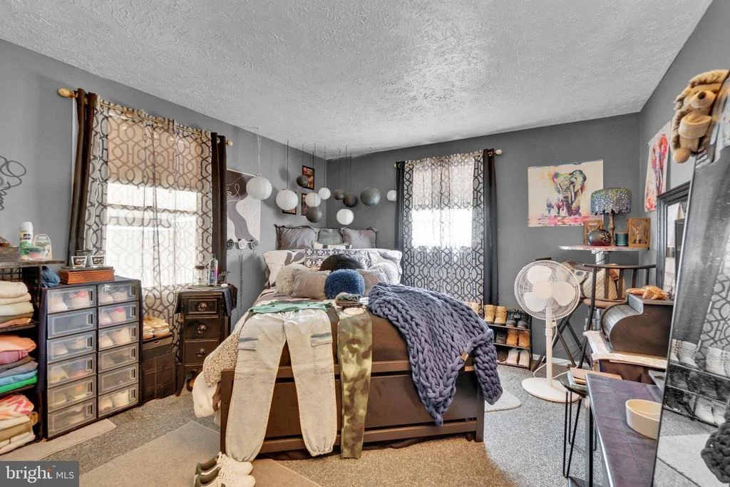 Photo of 8029 SHORE ROAD