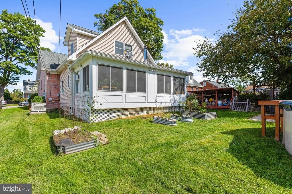 Photo of 545 FOREST VIEW ROAD