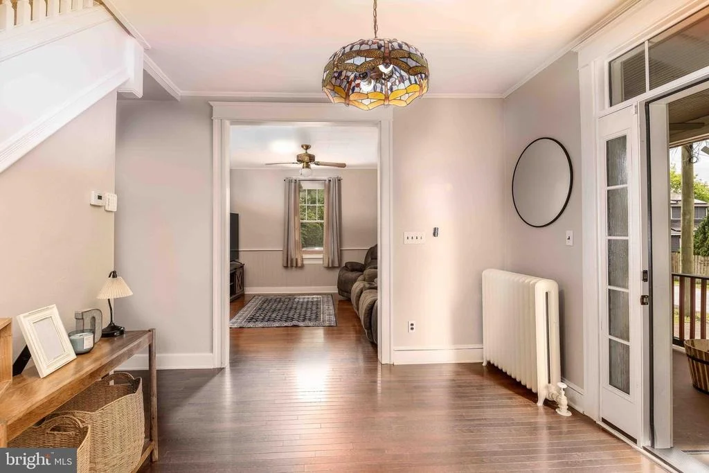 Photo of 1823 MAYFIELD AVENUE