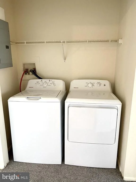 Photo of Unit 822D at 822 WINDSTREAM WAY